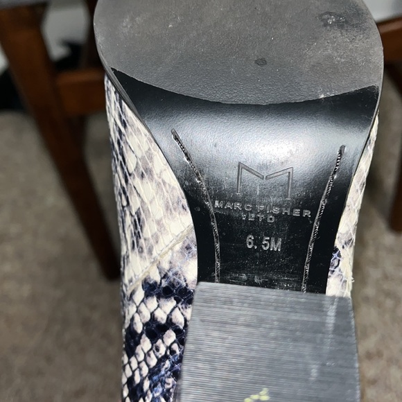 Marc Fisher Alva black multi texture boot size 6.5 - Picture 6 of 6